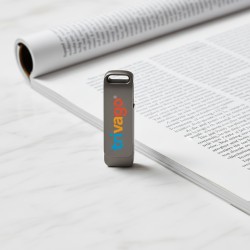 黑色金屬旋轉USB閃存驅動器 - 32GB